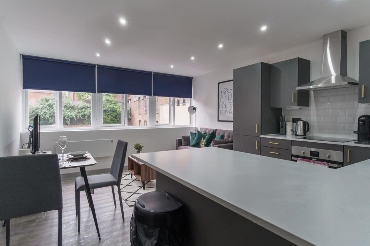 Contemporary 1 Bedroom Preston Apartment 外观 照片