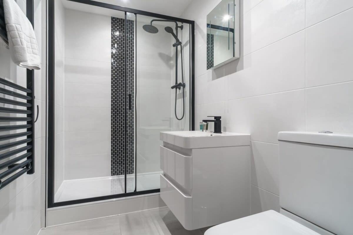 Contemporary 1 Bedroom Preston Apartment 外观 照片